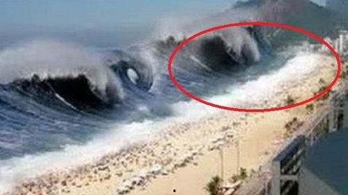 海啸真实视频,海啸真实瞬间震撼记录
